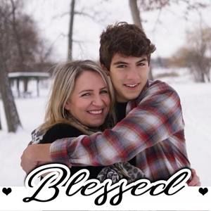 Meet your Posher, Bedrije